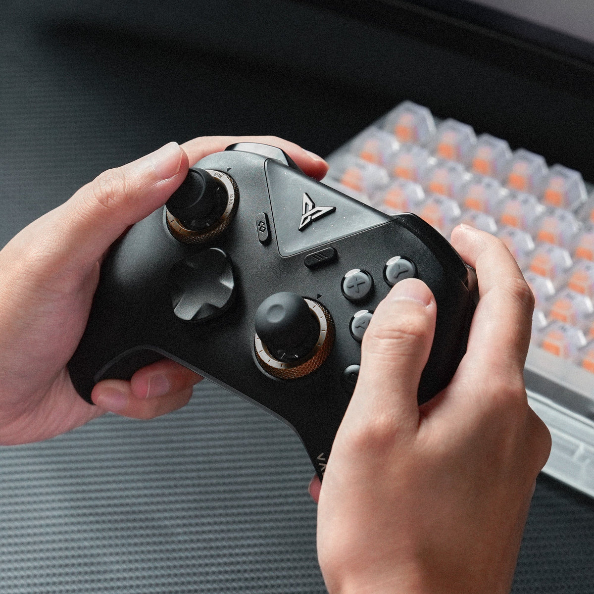 GXXKTRON ゲームコントローラー用コントロールサムグリップセット